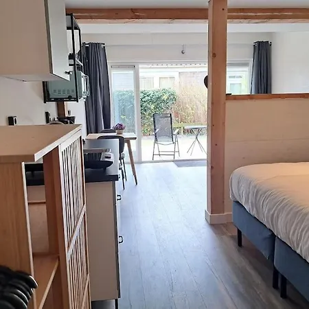 Strandhuisje Freek, 900 M Zee En *