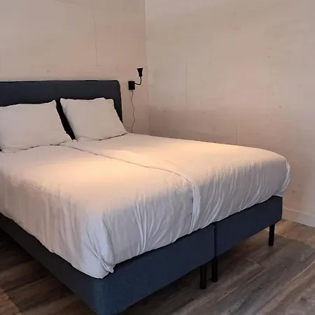 Strandhuisje Freek, 900 M Zee En *