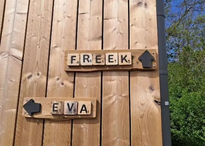 Strandhuisje Freek, 900 M Zee En