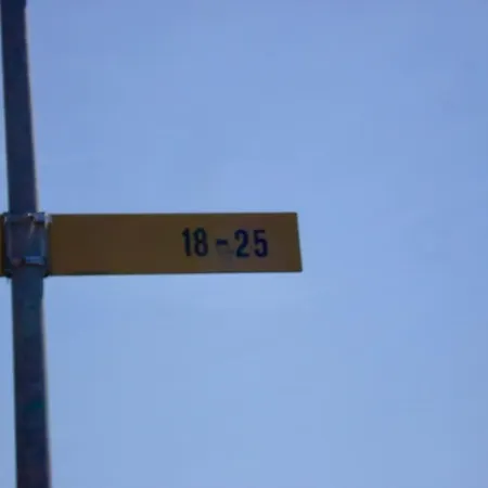 Ferienhaus Strandhuisje Freek, 900 M Zee En