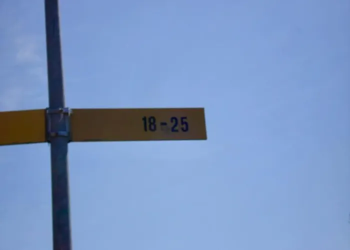 Ferienhaus Strandhuisje Freek, 900 M Zee En