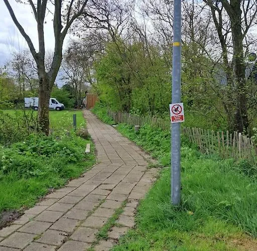 Strandhuisje Freek, 900 M Zee En Ferienhaus *