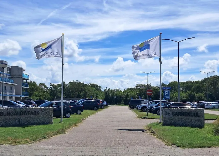 Strandhuisje Freek, 900 M Zee En Ferienhaus Callantsoog